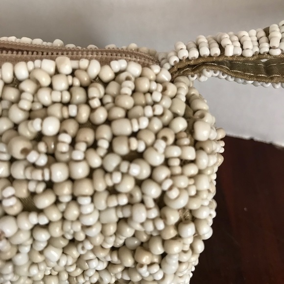 Adorable Beige Beaded Wristlet - Picture 3 of 3